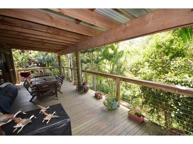 8 Laguna Avenue, Copacabana NSW 2251
