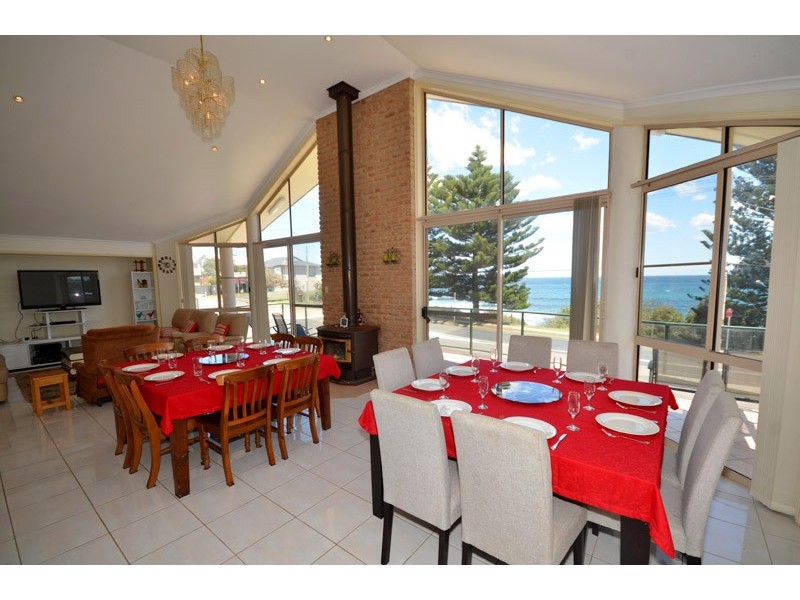 180 Del Monte Place, Copacabana NSW 2251