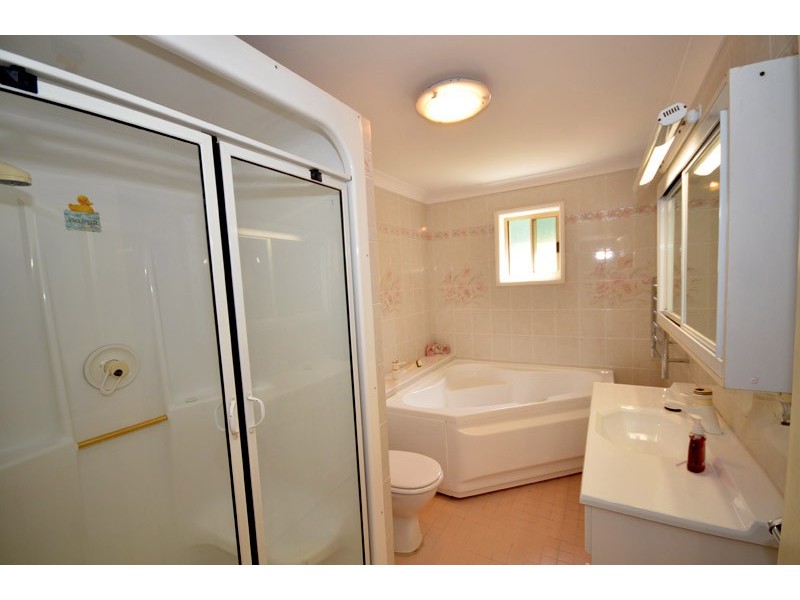 180 Del Monte Place, Copacabana NSW 2251