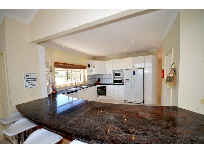 180 Del Monte Place, Copacabana NSW 2251