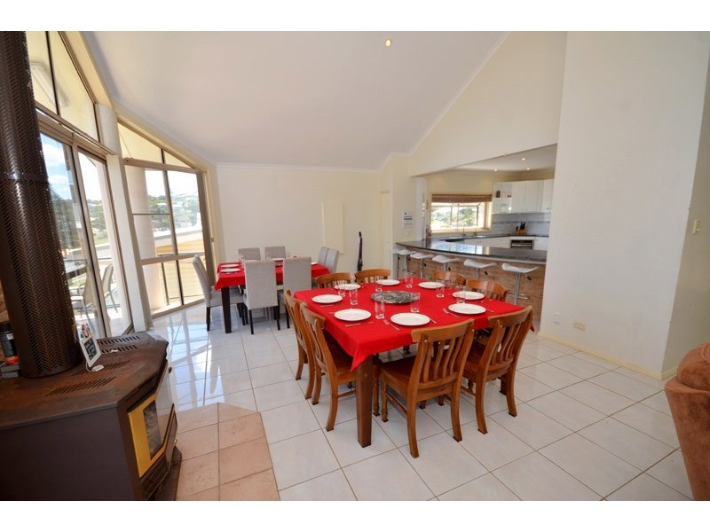180 Del Monte Place, Copacabana NSW 2251