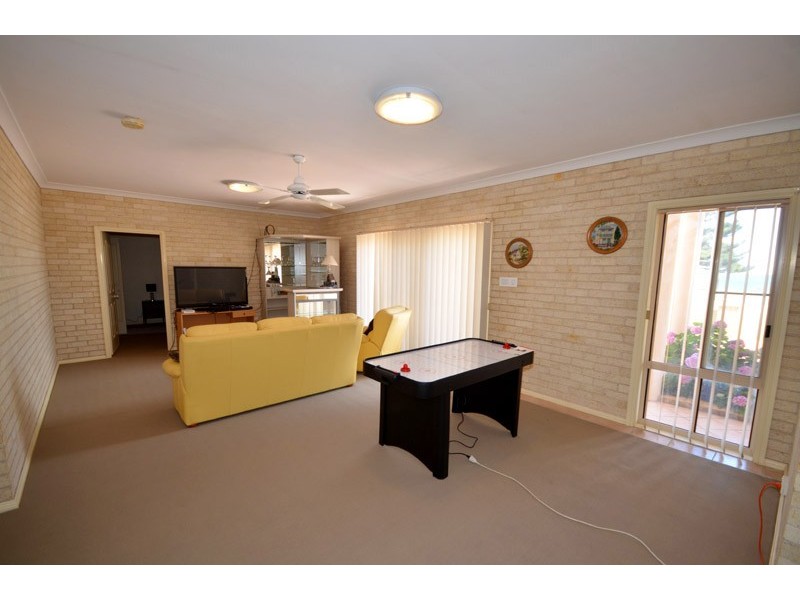 180 Del Monte Place, Copacabana NSW 2251