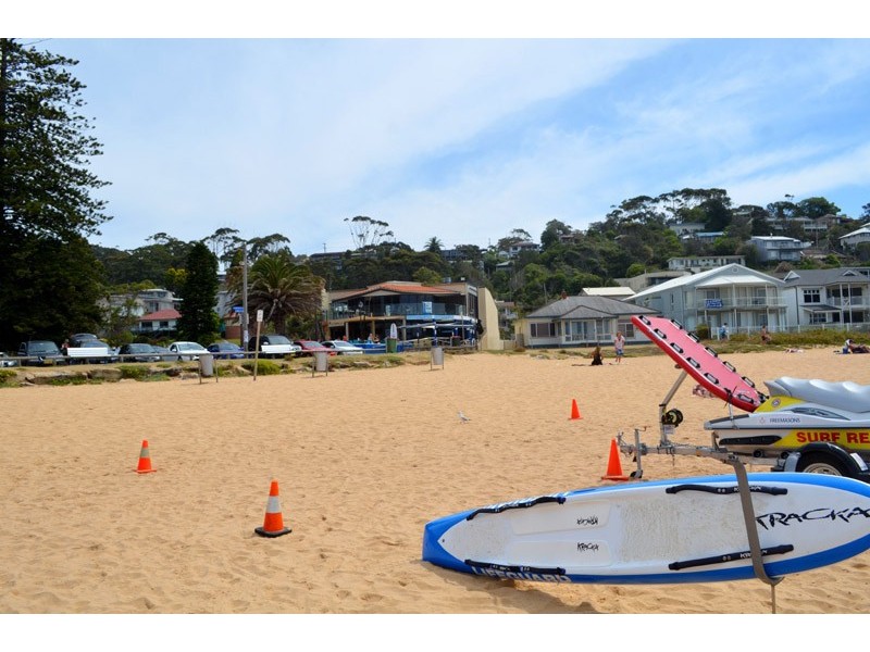 85 Avoca Dr, Avoca Beach NSW 2251