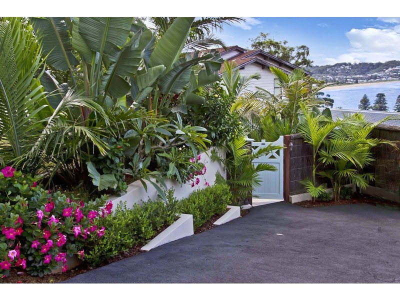 38 Fairscene Crescent, Avoca Beach NSW 2251