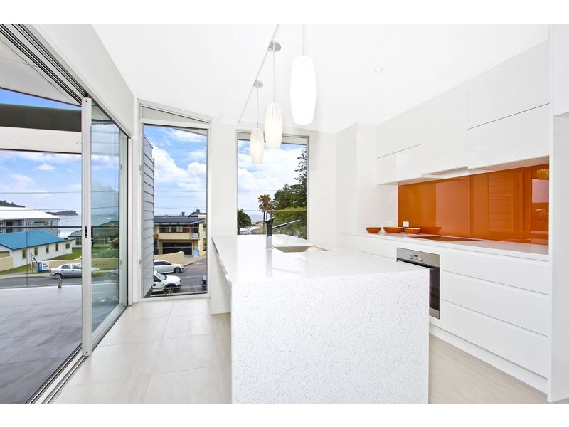 106 Avoca Drive, Avoca Beach NSW 2251