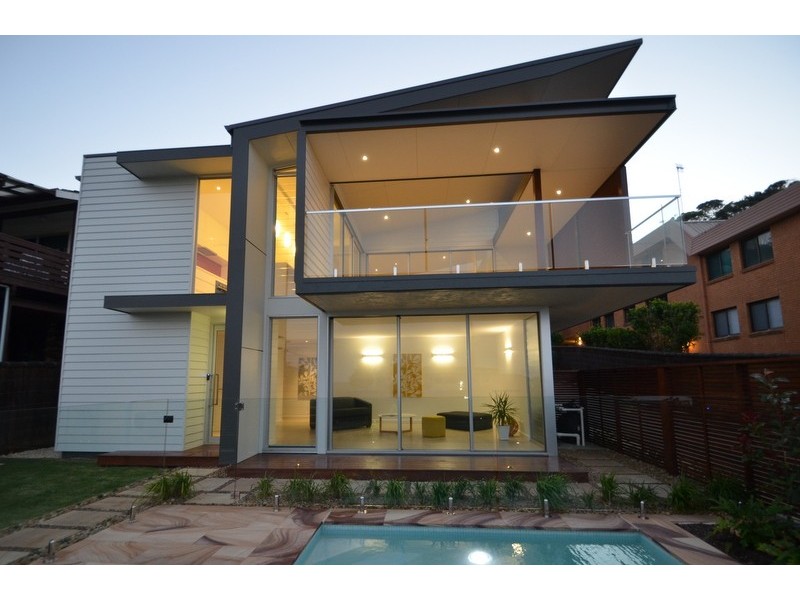 106 Avoca Drive, Avoca Beach NSW 2251