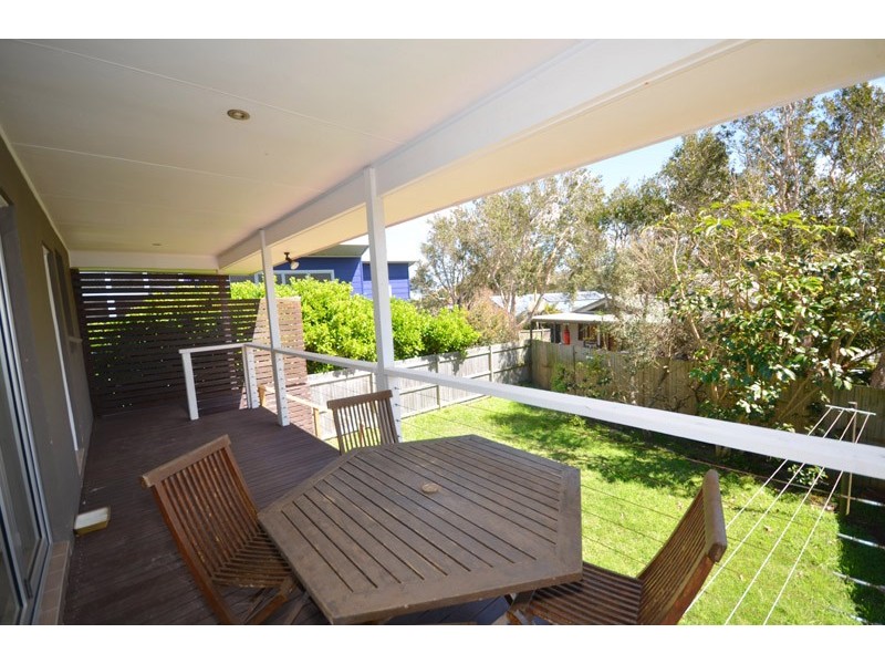 9 Segura Street, Copacabana NSW 2251