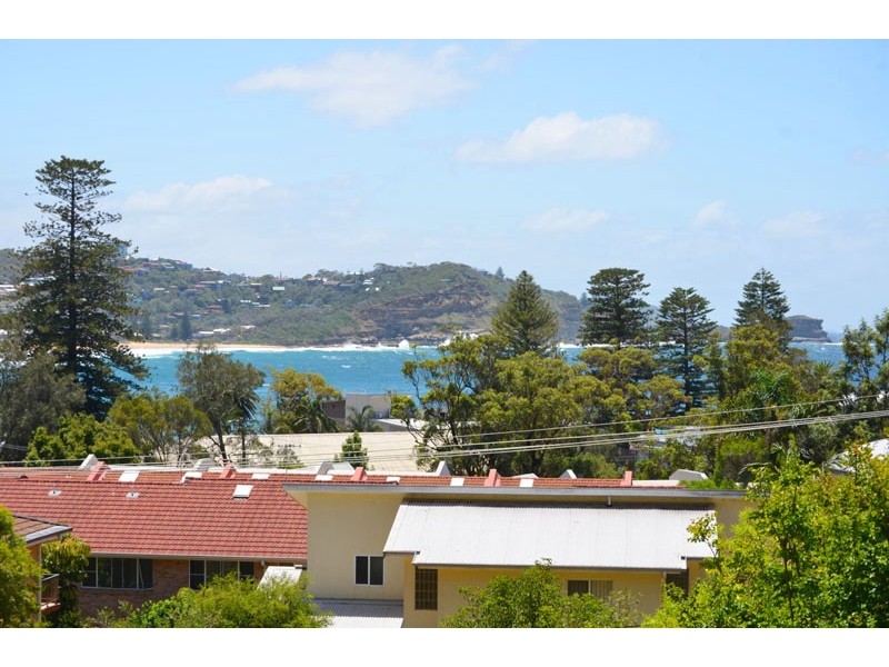 74 Avoca Dr, Avoca Beach NSW 2251