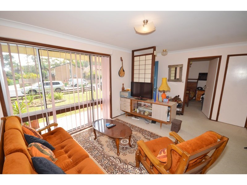 172 The Round Dr, Avoca Beach NSW 2251
