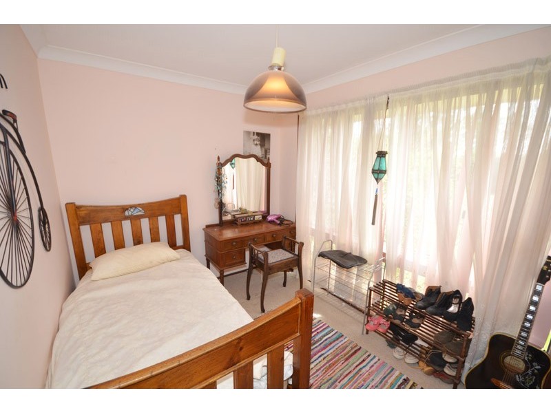 172 The Round Dr, Avoca Beach NSW 2251