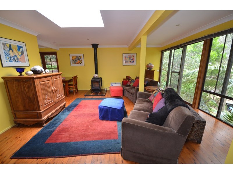 294 Del Monte Pl, Copacabana NSW 2251