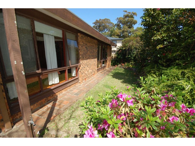 25 Laird Drive, Avoca Beach NSW 2251
