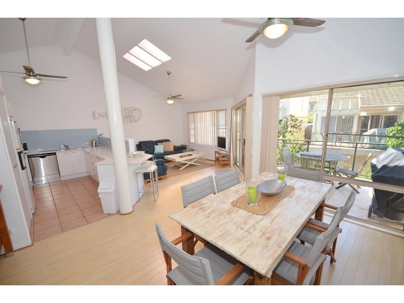 21/4 Karla Avenue, Terrigal NSW 2260