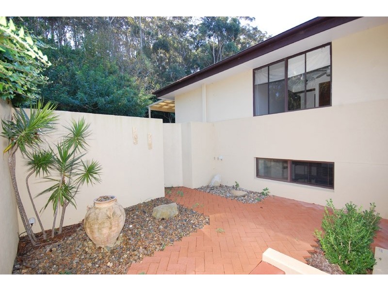 51 Coreen Dr, Wamberal NSW 2260