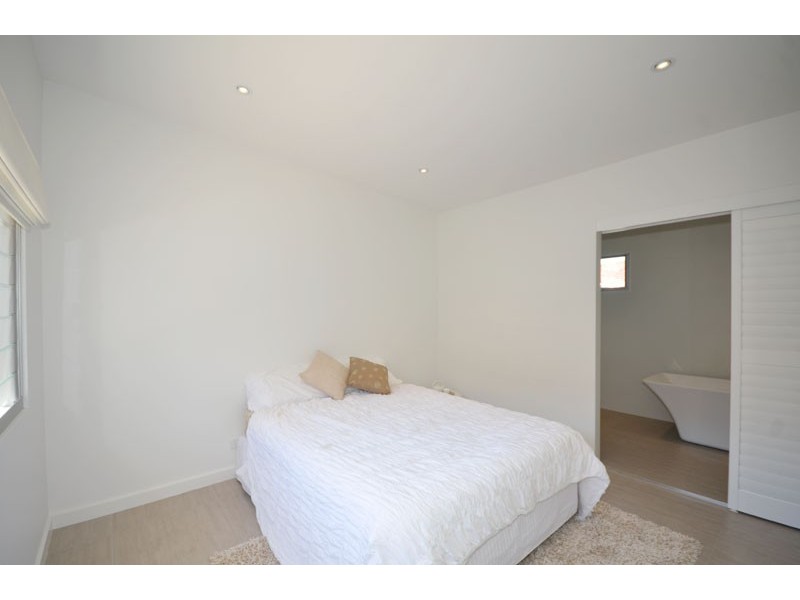 2/106 Avoca Drive, Avoca Beach NSW 2251