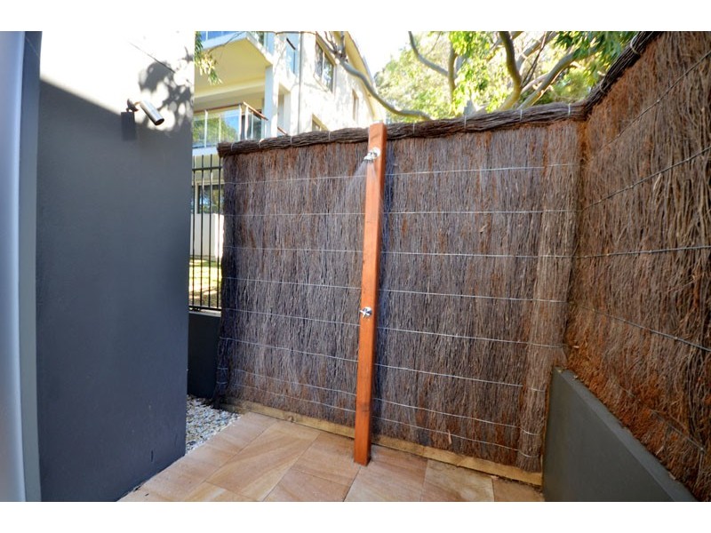 2/106 Avoca Drive, Avoca Beach NSW 2251