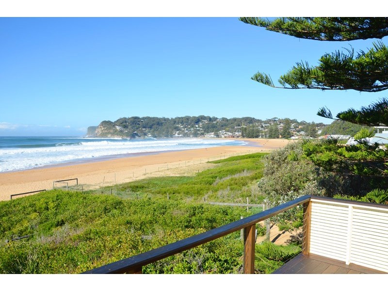 2/48 Lake Street, North Avoca NSW 2260