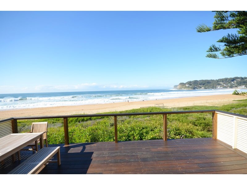 2/48 Lake Street, North Avoca NSW 2260