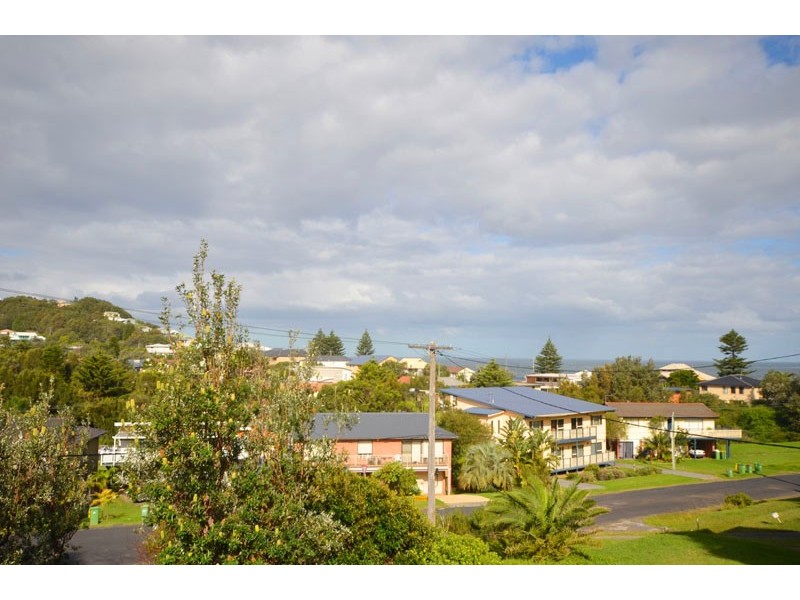 103 Del Rio Dr, Copacabana NSW 2251