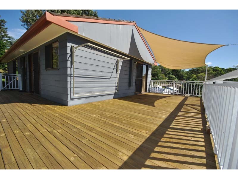 8 Ladera Drive, Copacabana NSW 2251