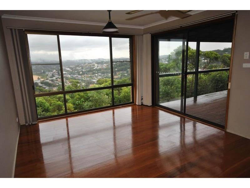 31 Vista Ave, Copacabana NSW 2251