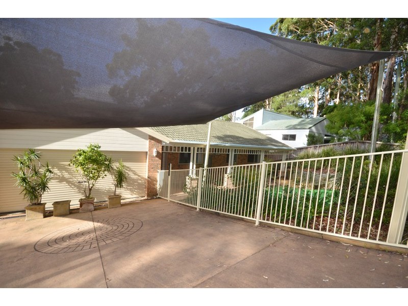 102 Ridgway Rd, Avoca Beach NSW 2251