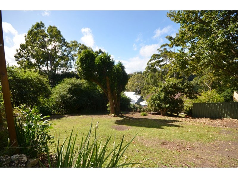 21 Laird Dr, Avoca Beach NSW 2251