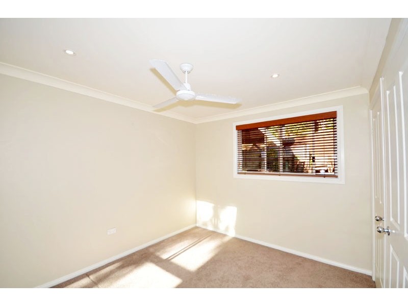 16 Cabbage Tree Ave, Avoca Beach NSW 2251