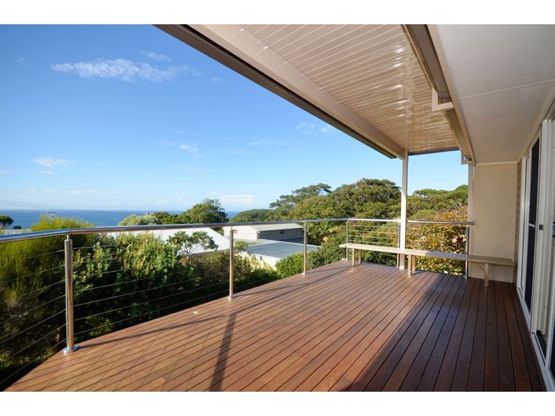 21a Endeavour Dr, Avoca Beach NSW 2251