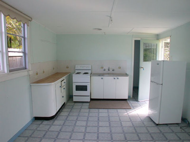 22 Lake Street, North Avoca NSW 2260