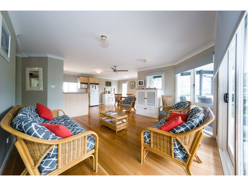 1/16 Avoca Drive, Avoca Beach NSW 2251