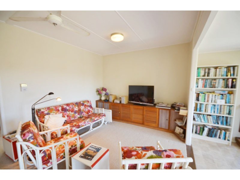 74 Avoca Drive, Avoca Beach NSW 2251