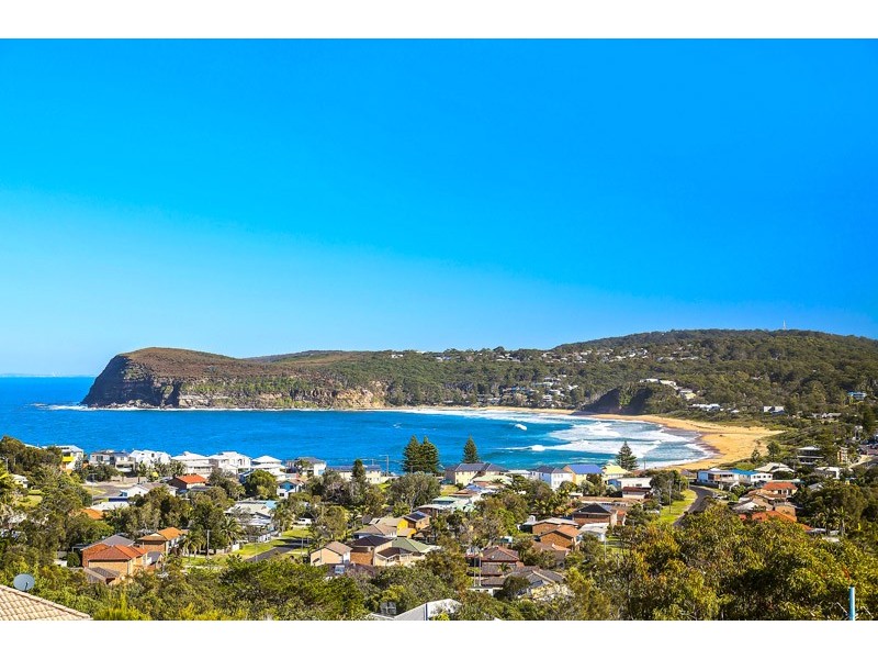 82 Oceano St, Copacabana NSW 2251
