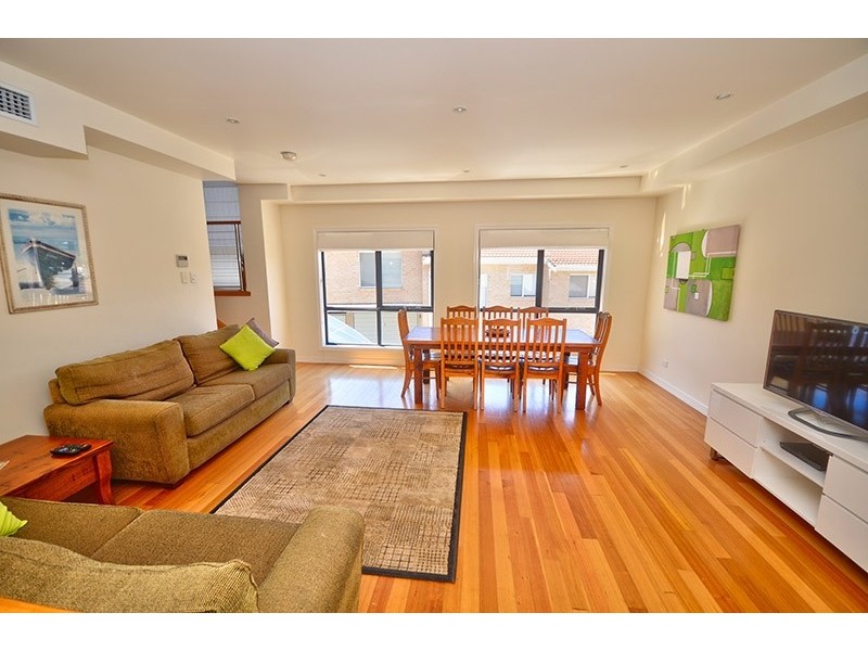 2/94 Avoca Drive, Avoca Beach NSW 2251