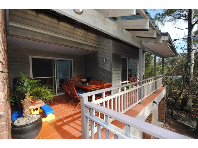 11 Laguna Avenue, Copacabana NSW 2251