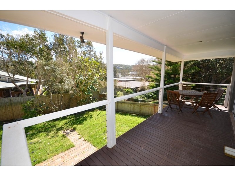 9 Segura Street, Copacabana NSW 2251