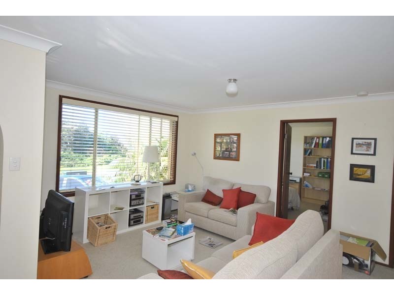 1/119 Del Rio Drive, Copacabana NSW 2251