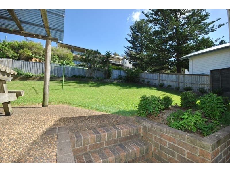 1/119 Del Rio Drive, Copacabana NSW 2251