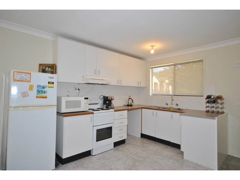 1/6 Del Mar Drive, Copacabana NSW 2251