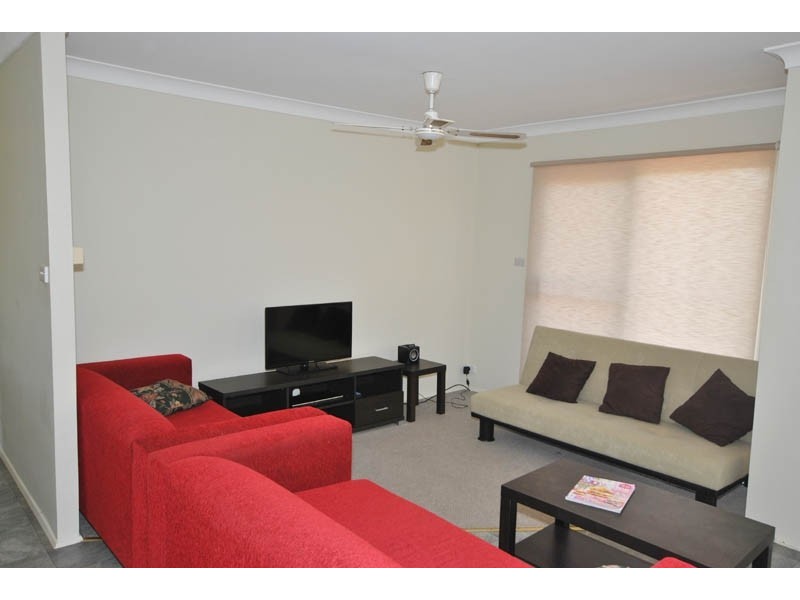 1/6 Del Mar Drive, Copacabana NSW 2251