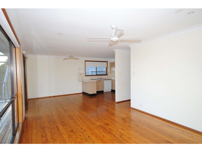 52 Vista Avenue, Copacabana NSW 2251