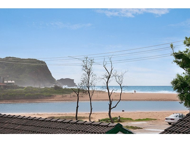 1/4 Ficus Avenue, Avoca Beach NSW 2251