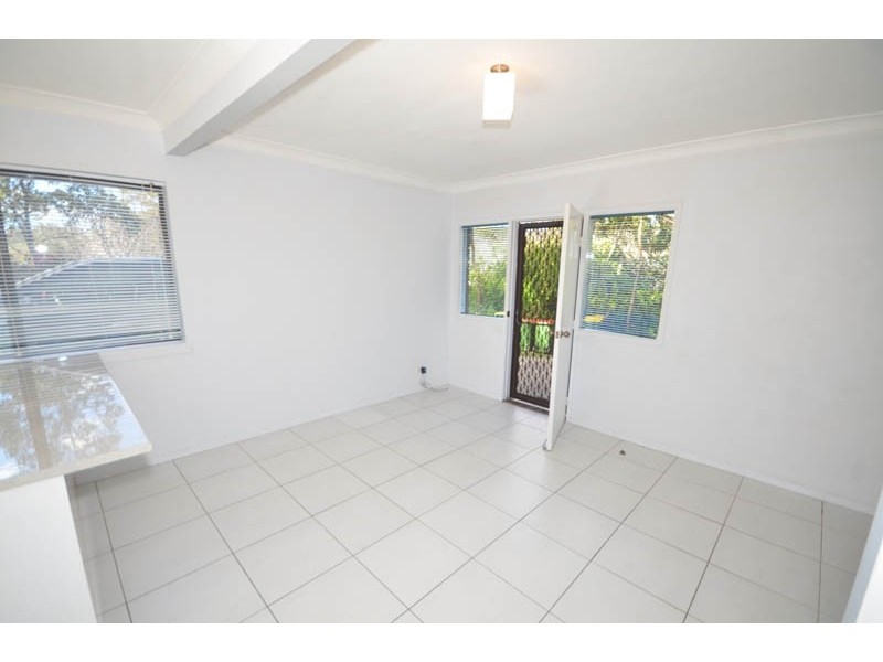 2/4 Walder Cr, Avoca Beach NSW 2251