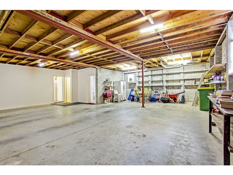 39 Ascot Ave, Avoca Beach NSW 2251