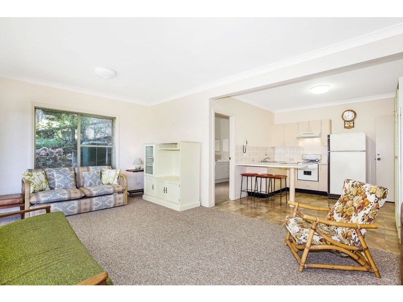 39 Ascot Ave, Avoca Beach NSW 2251