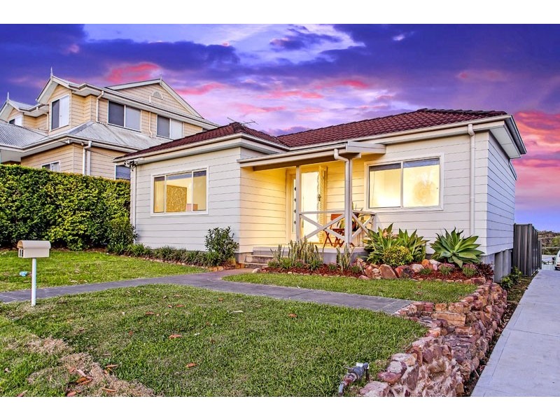 18 Seaview Ave, Wamberal NSW 2260