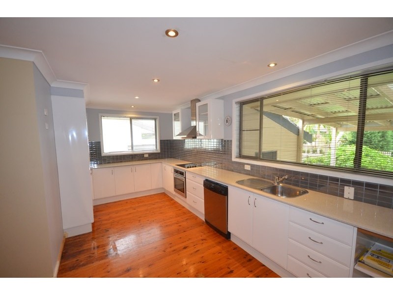 15 Segura Street, Copacabana NSW 2251