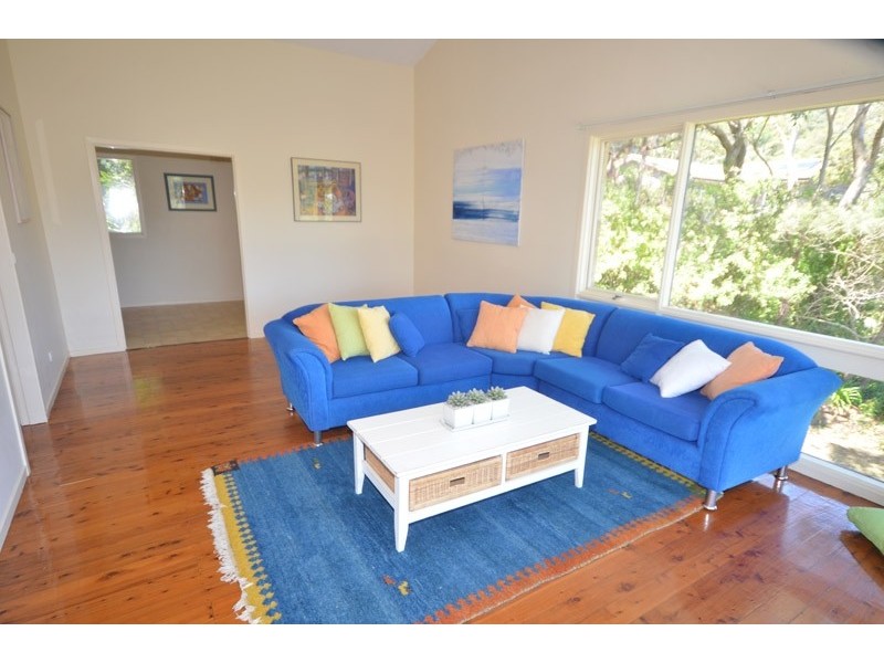 15 Redondo Street, Copacabana NSW 2251