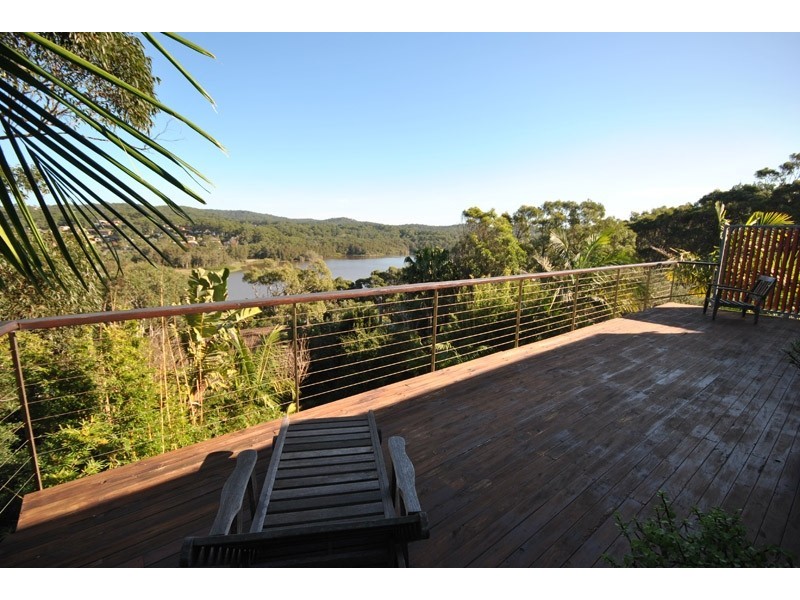 152 Copacabana Drive, Copacabana NSW 2251