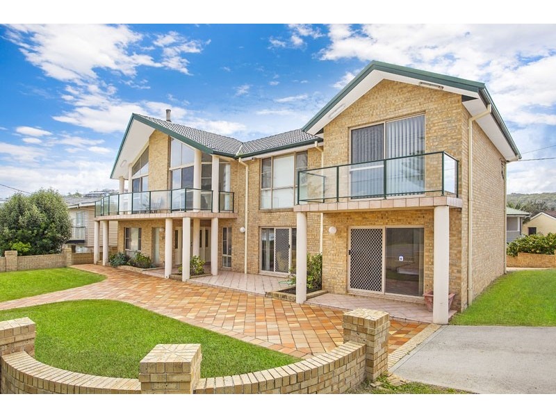 180 Del Monte Place, Copacabana NSW 2251